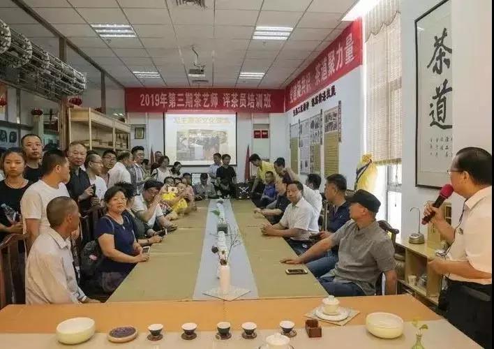 1572335709788219.jpg 1572335709788219.jpg